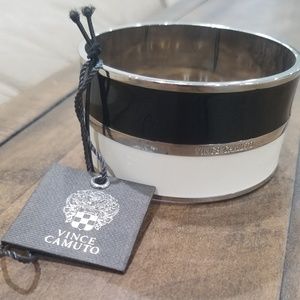Vince Camuto color bracelet